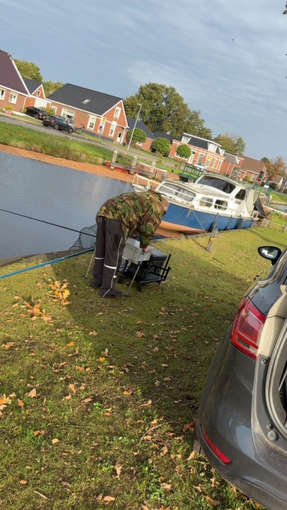 CjUKMVNuYXBjaGF0LzEzLjYyLjEuMCAoaVBob25lMTcsMzsgaU9TIDI2LjAuMTsgZ3ppcCkgAg==